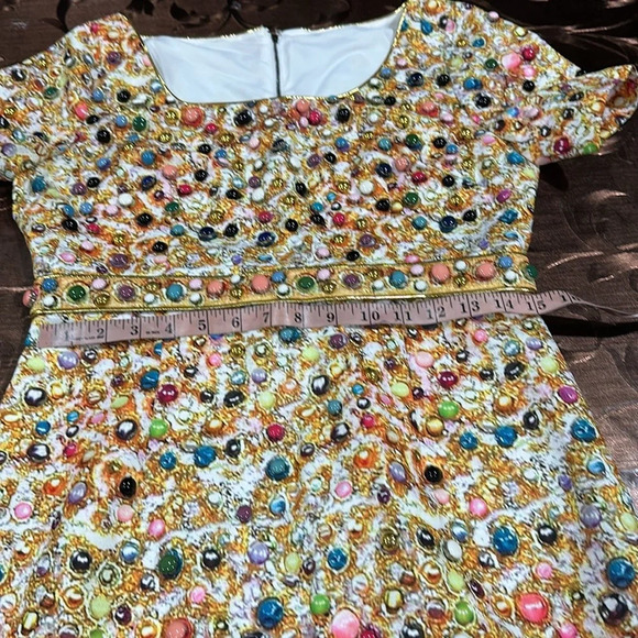 Beautiful  dress with stone - Picture 11 of 14